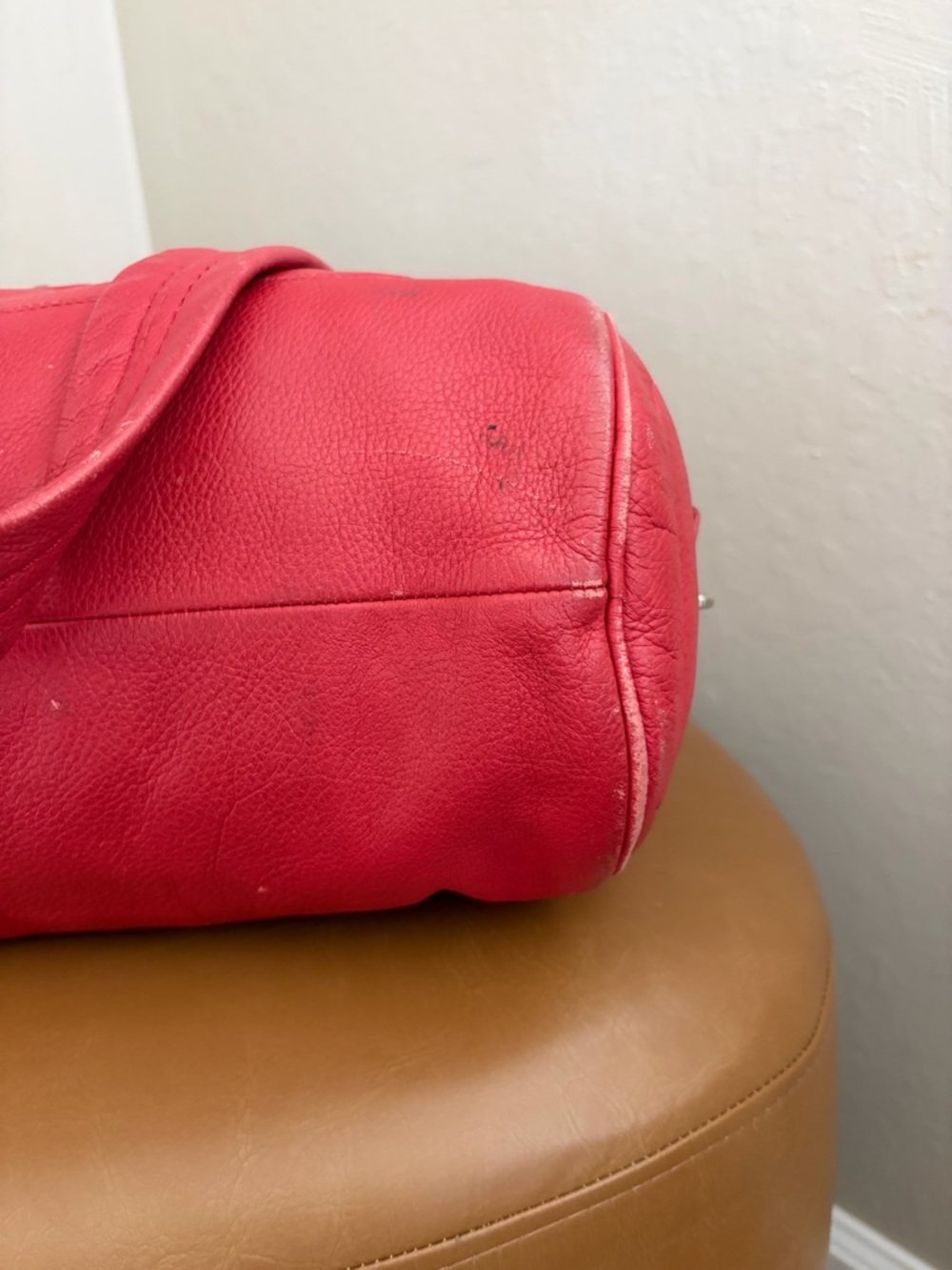 Marc Jacobs Coral-Red Leather Shoulder Bag - Picture 8 of 12